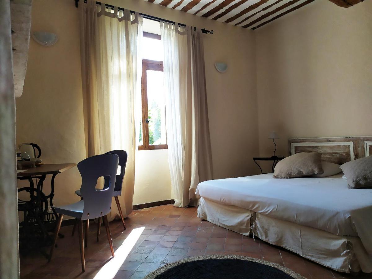 Chambre D'Hotes Face Au Lavoir Methamis Екстер'єр фото
