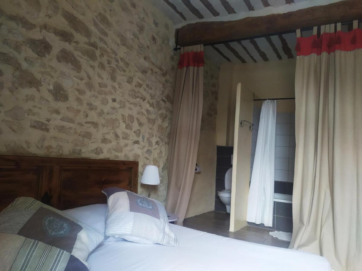 Chambre D'Hotes Face Au Lavoir Methamis Екстер'єр фото